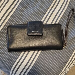 Fossil Midnight Black Leather Wristlet